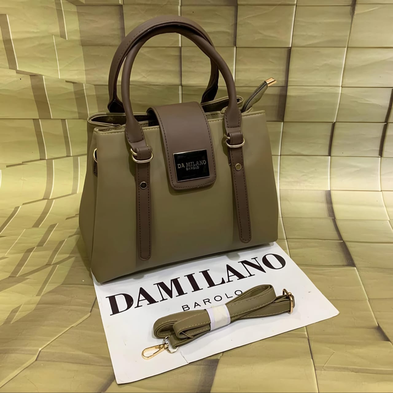 Da Milano Multifunction Women’s Handbag – Stylish, Spacious & Premium Quality