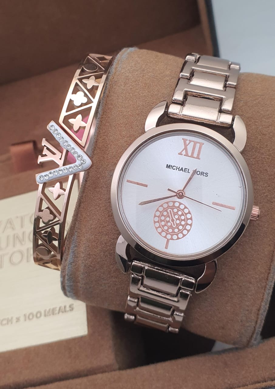 Premium 2PC Combo – Stylish Wrist Watch + Korean Openable Kada