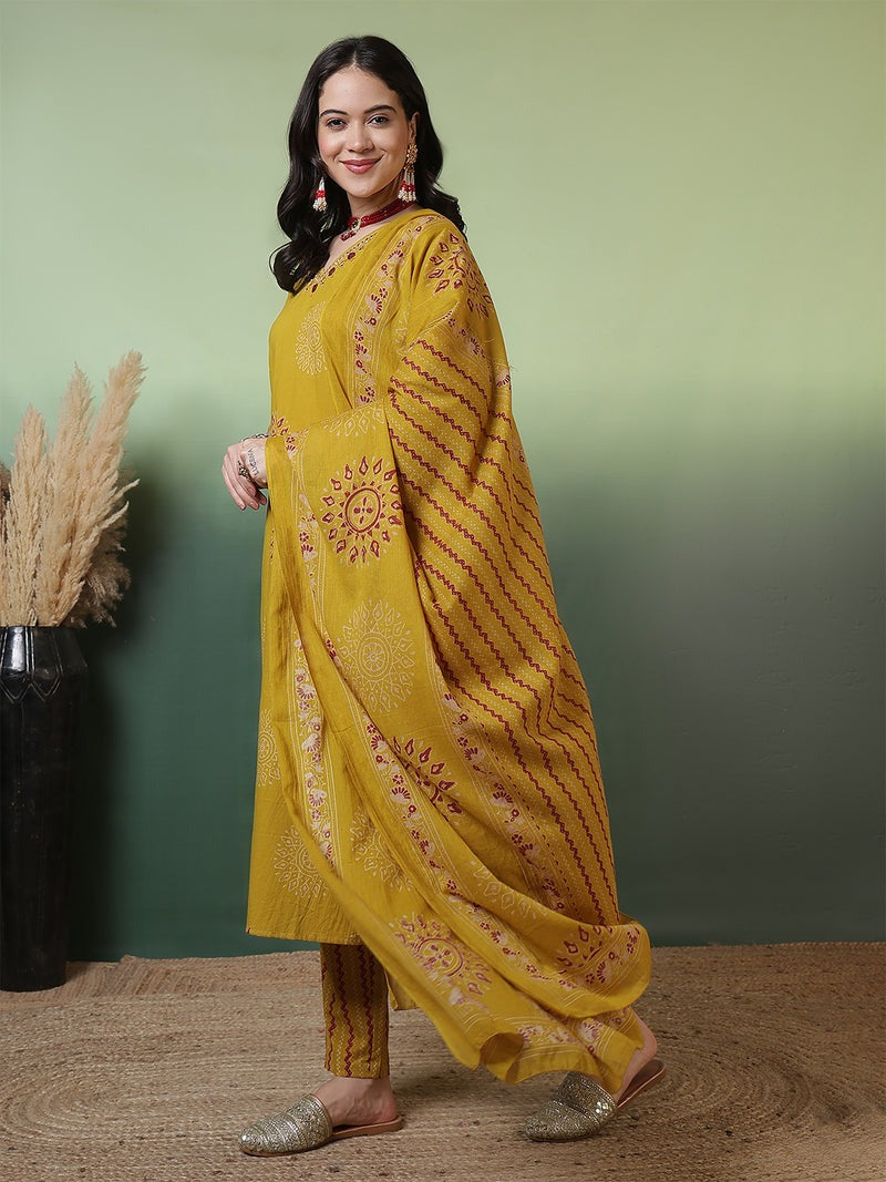 Mehandi Printed Cotton Kurta Set with Zardozi Handwork – Festive Wear for Navratri & Diwali  [We have only M-Size]